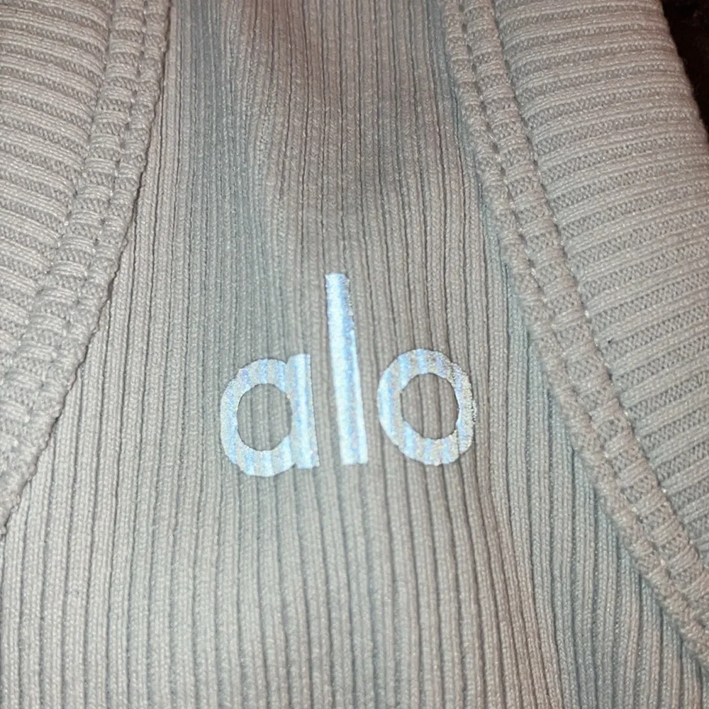 ALO - Tank - Built In Bra - Picture 4 of 4